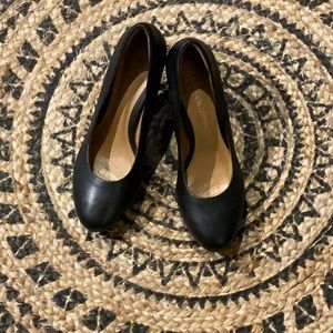 Like New Clark’s Women’s Heals Size 8